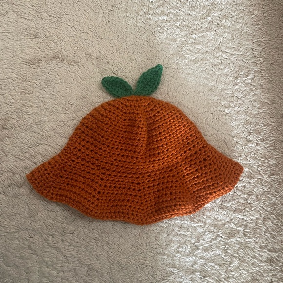 Crochet kids pumpkin hat - Picture 3 of 5